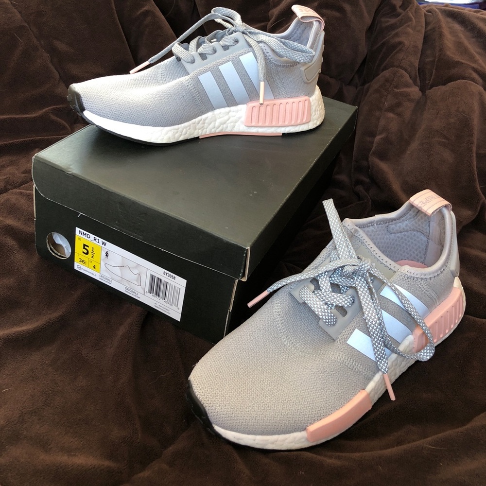 Women’s Adidas NMD R1